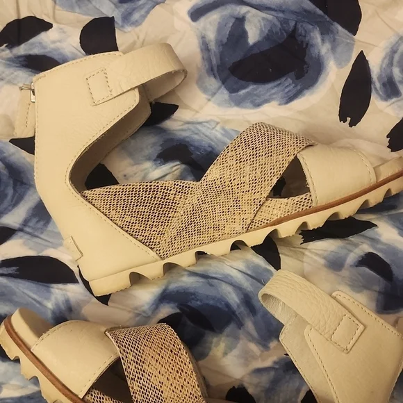 Sorel Women's Joanie II Casual Sandals - Snake and Creme - Size 8 - Picture 7 of 14